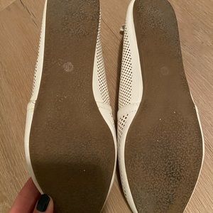 Steve Madden Shoes - Steve Madden laser-cut flats Steve Madden Shoes - Steve Madden laser-cut flats